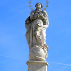 Mariánsky stĺp, socha