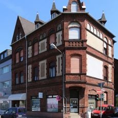 Wohn- und Geschäftshaus