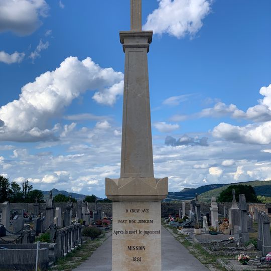Cemetery cross of Izernore