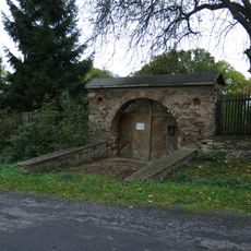 Brána usedlosti čp. 9