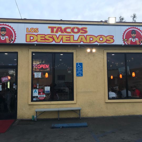 Tacos Los Desvelados Maywood