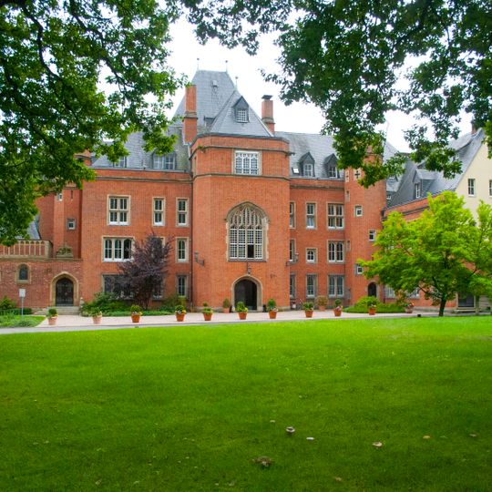 Fraunhofer-Institut für Algorithmen und Wissenschaftliches Rechnen