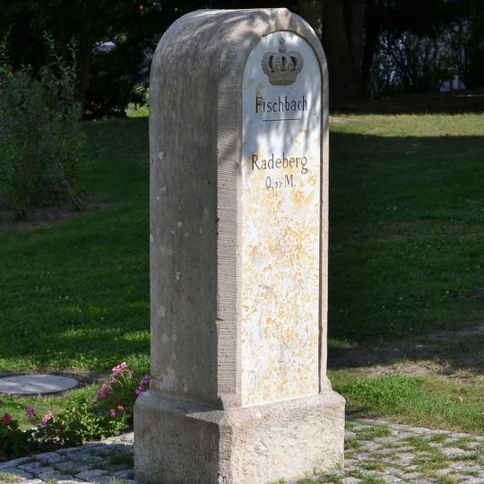 Kgl.-sächs. Postmeilenstein Arnsdorf