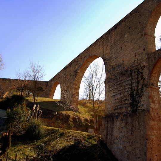 Aqüeducte de Sant Pere de Riudebitlles