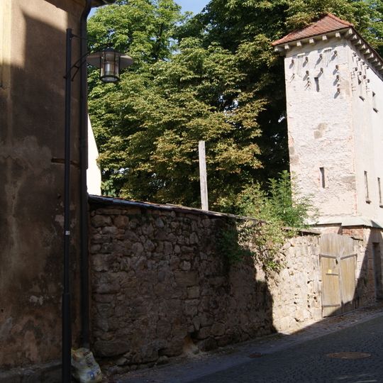 Zugehöriges Reststück der Zwingermauer