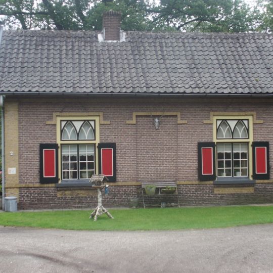 De Zandstulp, dienstwoning