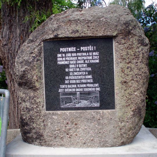 Desná Dam Memorial
