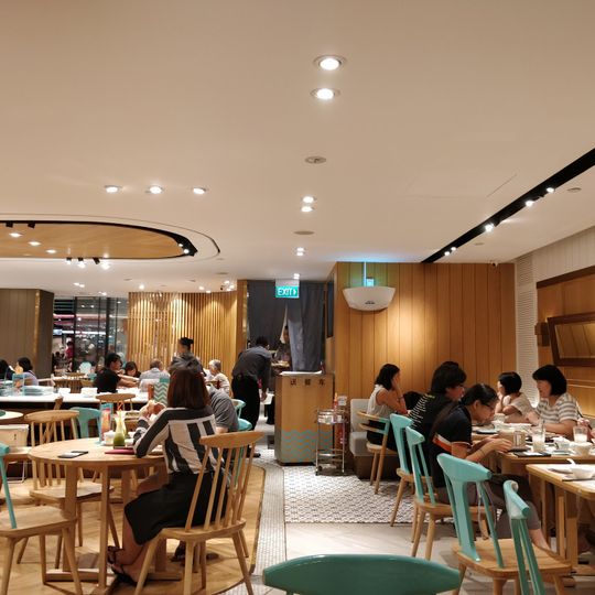 PUTIEN Tampines Mall