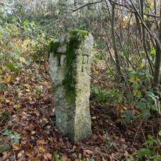 Guidestone, Moor Cross, at jct of 2 roads and a track, just NW of Reddacleave Kiln Cross
