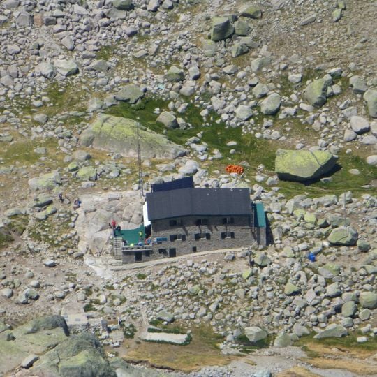 Refugio Laguna Grande de Gredos