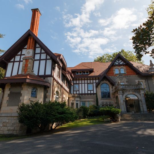 Residencia Los Rosales