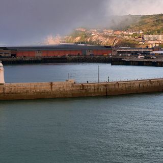 Admiralty Pier And Associated Structures, Including Admiralty Pier Lighthouse