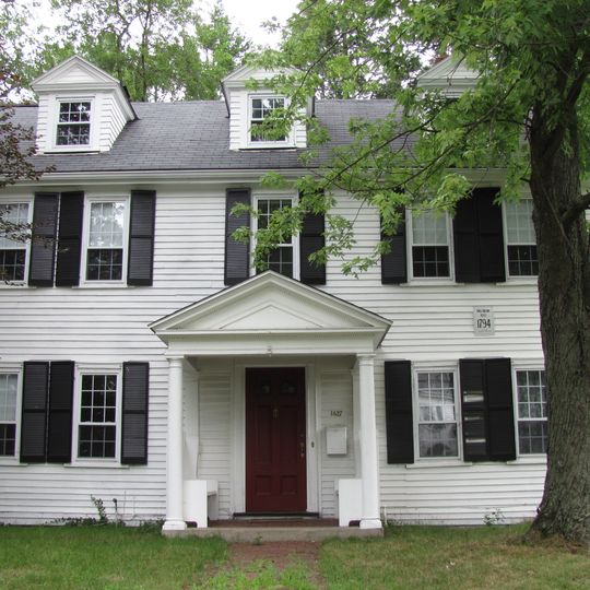 McIntosh Corner Historic District