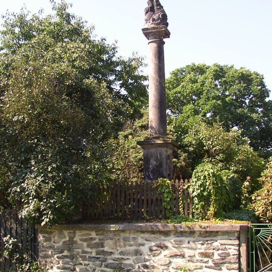 Sloup se sousoším Nejsvětější Trojice