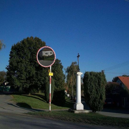 Kříž ve Střížovicích