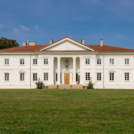 Korczew Palace