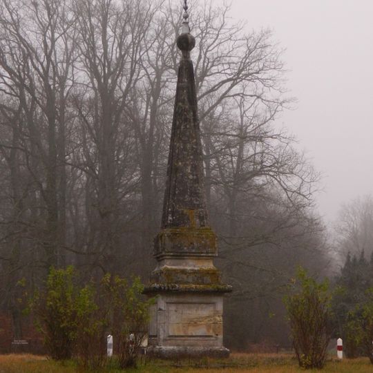 Pyramide de Genillé