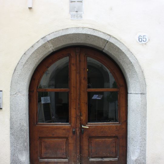 Oberstadt 65