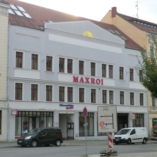 Wohn- und Geschäftshaus und Druckerei-Werkstattgebäude im Hof Demianiplatz 28