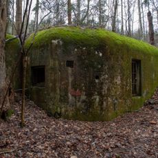 H-33/14/B2-100 light pillbox