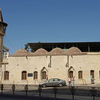 Adana Yeni məscidi