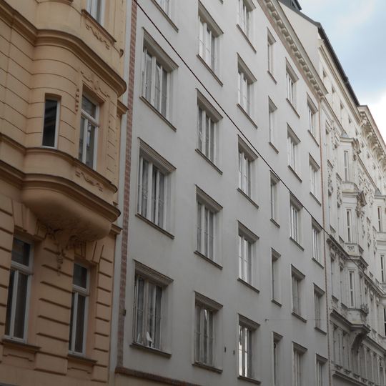 Miethaus Laimgrubengasse 4