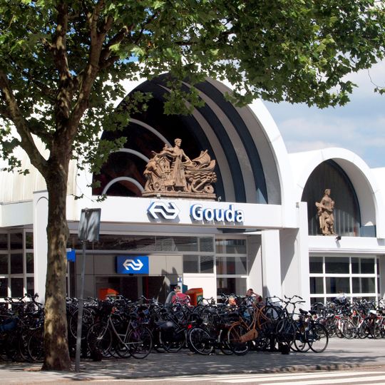 De Bestaansmiddelen en De Vier Industrieën van Gouda