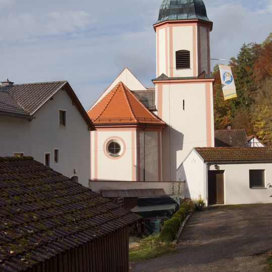 Katholische Filialkirche und Wallfahrtskirche Hl. Kreuz
