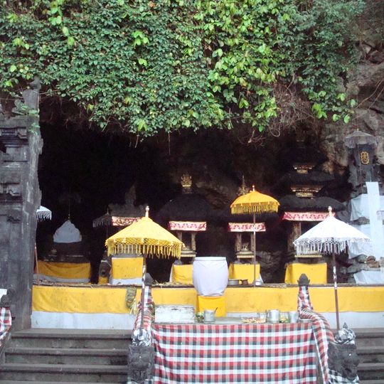 Pura Goa Lawah