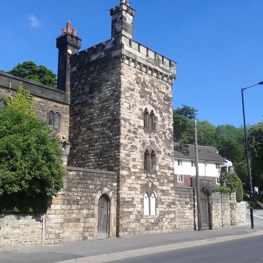Former Lodge And Screen Walls To Queens Tower