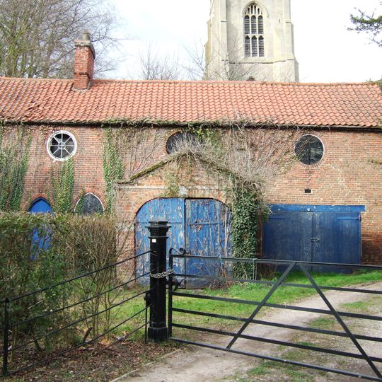 Stables And Traphouse To The Vicarage