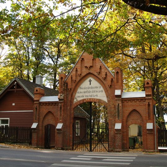 Ancien cimetière de Saint-Pierre