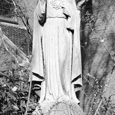Statue of Sacred Heart of Jesus Christ