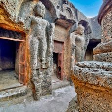 Dhamnar caves
