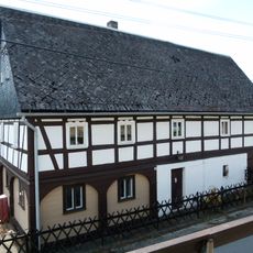 Niedere Dorfstraße 12