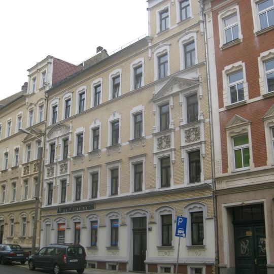 Mietshaus in geschlossener Bebauung Fürstenstraße 56