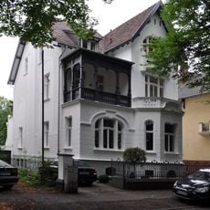 Hohenzollernstraße 10