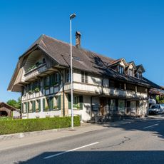 Former farmhouse / residential and commercial building