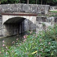 Bogenbrücke der Schleuse 45