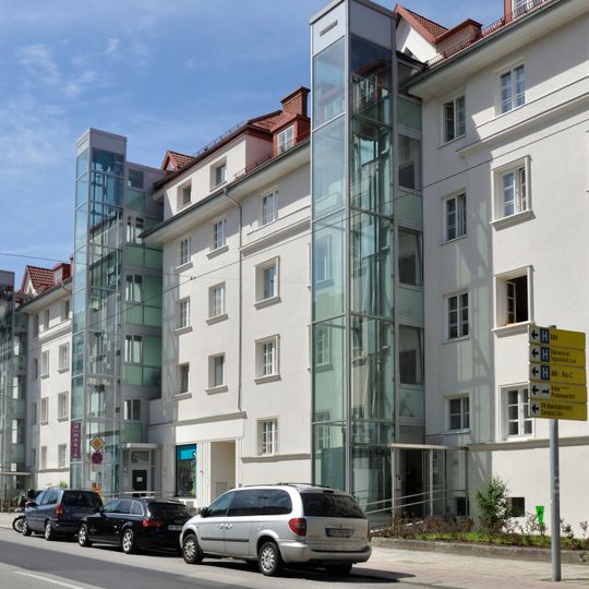 Wohnhaus Schillerstraße 12