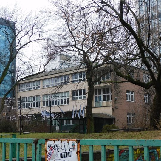 School building at 31 Emilii Plater Street in Warsaw
