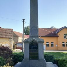 Pomník padlým v Semněvicích