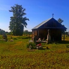 Cemetery chapel in Hola