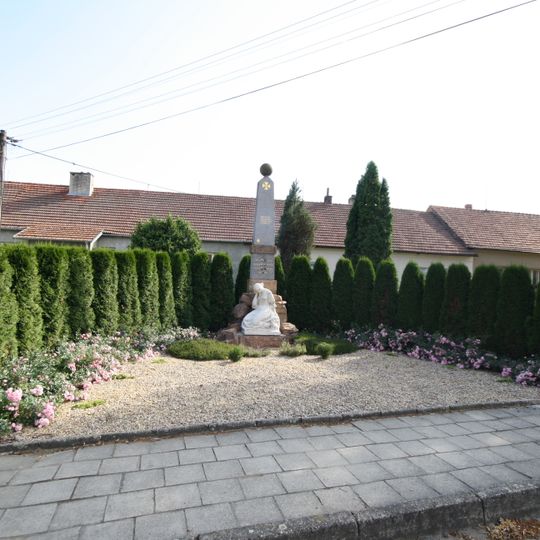 World Wars I and II memorial