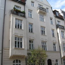 Jahnstraße 46