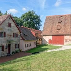 Scheune Schloßhof 2; Schloßhof 3; Schloßhof 6; Schloßhof 7; Schloßhof 8 (D-5-74-157-4#3)