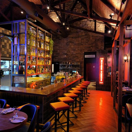 Mother Tongue Asian Bistro & Cocktail Bar - Blue Mountain