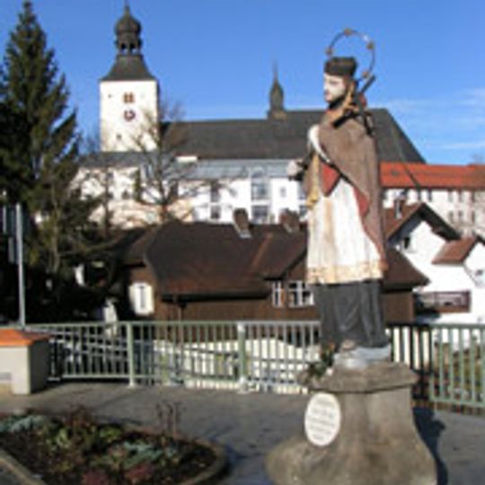Steinstandbild St. Johann v. Nepomuk