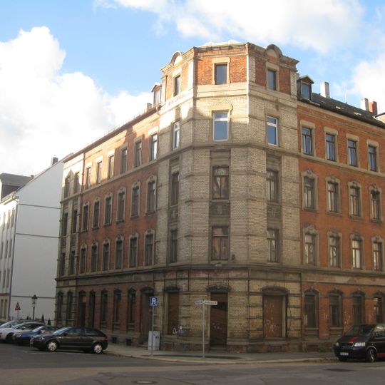 Mietshaus in Ecklage Philippstraße 21