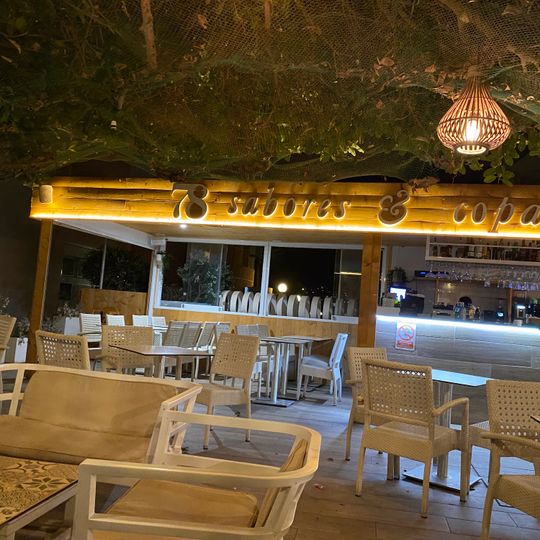 Restaurante 78 sabores & copas.